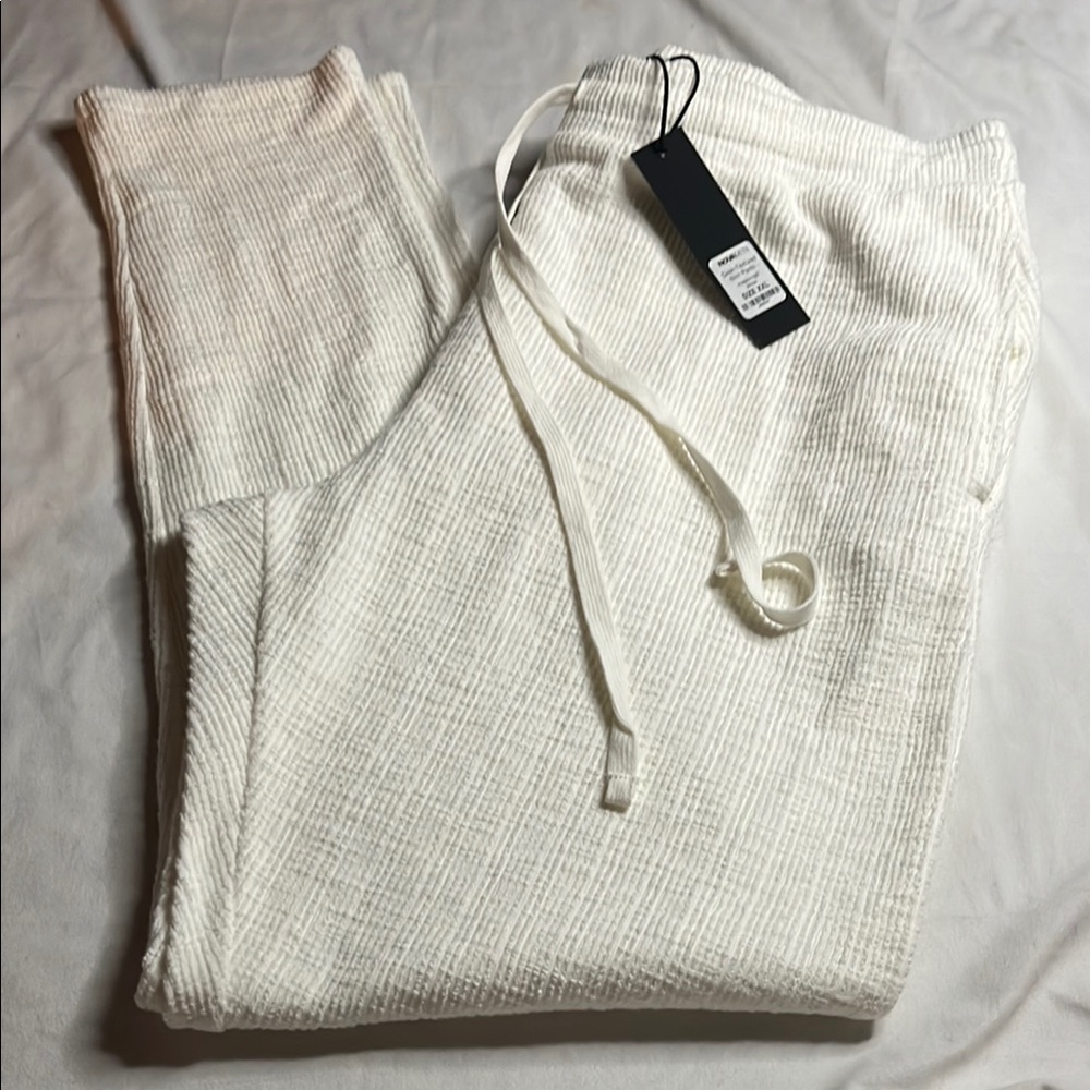 NWT Nova Men Textured Pants